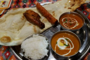 インドカレーについてくるこの謎のチキンおいしいよな