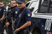 メキシコでも警官による暴行で市民が死亡…抗議デモが暴徒化！