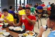 神戸製鋼コベルコスティーラーズの食事と練習に海外注目 50人を支える舞台裏を紹介する
