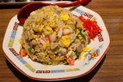 【画像】 理想のチャーハンはどっちや?