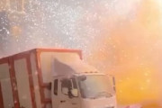 【動画】台湾の住宅街で発生した産業廃棄物の爆発事故が恐ろしい。