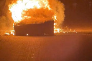 【炎上】テスラ新型「モデルＳ」、米国で運転中に発火＝所有者の弁護士