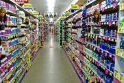 【節約】同じものをスーパーで購入するよりもドラッグストアで購入した方が1～3割はお得に買い物ができる ← 本当？