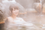 【画像あり】女さん、温泉に入るだけで3000万回も再生されてしまう