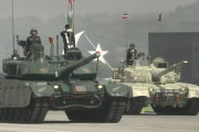 パキスタンが軍事パレードを実施…中国製のVT-4戦車が初登場！