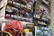 【悲報】ガンプラがどんどん溜まってゆく