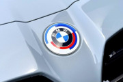 【画像】BMW、ガチでふざけた顔の車を発表ｗｗｗｗｗｗｗｗｗｗｗ