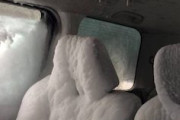 絶望ｗｗｗ大寒波の夜に車の窓を閉め忘れてしまった結果がｗｗｗ