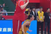 【動画】身長230cmの女子バスケ選手、無双してしまうwwww