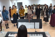 【乃木坂46】レッスンの時だけ厳しい先生に更年期を心配してしまうメンバーwww