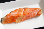 鮭は生でも焼いても煮ても旨いのになぜ天下を取れなかったのか
