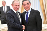 中国の王毅外相「ロシアの敗北見たくない」と発言！