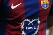 バルサ、エル・クラシコ恒例のコラボユニフォームを発表！　第5弾は『コールドプレイ』に決定