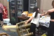 【動画】中国の女子たちの喧嘩が激しすぎワロタ。ポロリもあるよ。