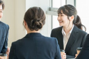 仕事が楽しいって言うやつ何なの？