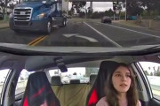 【動画】車を運転中の女さん、正面からトラックがやってきた結果ｗｗｗｗｗｗｗｗｗｗ