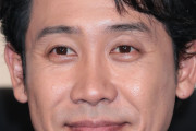 大泉洋 国民的俳優を緊張させる9歳愛娘の全作品チェック