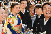 【成人式】「KIMONO、うれしい」　東京・豊島区は新成人4割が外国人
