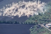 ロシア軍部隊がまた迂闊に野外集合、子弾数百発が散布されるロケット弾攻撃で「血の海に」！