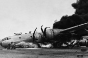 米爆撃機B-29の残骸とみられる金属片を北九州市に寄贈…大分の航空戦史研究家！