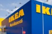 コストコ「時給1500円です」IKEA「ウチは1300円だよ」→周辺の店「勘弁してくれ、ウチで働くバイトがいなくなるだろ！」