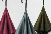 【トレンド】「車用置き傘」としてもヒット中　“表裏逆さ”の斬新な傘『Sa傘』　「体も車内も濡れにくい」と人気に