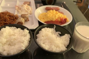 【画像】ワイの朝食バイキング、走攻守完璧だと話題に