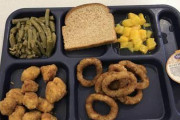 アメリカの給食ひどすぎる・・・・・・・・・