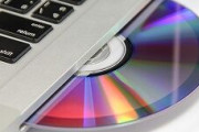 ノートパソコンにDVDドライブが付いてないのが当たり前な