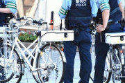 警察「すみません、最近この近辺で自転車の盗難被害が相次いでるので、防犯登録の確認してもよろしいですか？」俺「いいですよー」
