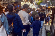 【悲報】京都にすごい数の外国人観光客が集まってきている