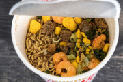 【悲報】日本人、カップラーメンを作るのも面倒になるｗｗｗｗｗｗｗｗｗｗｗｗｗ