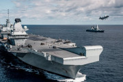 英海軍空母「クイーン・エリザベス」でF-35B戦闘機の運用訓練…2番艦は試験航海に出港！