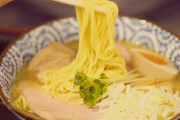 【狂気】行列のできるラーメン屋でヤバイことが起きる・・・