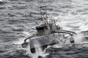 米海軍、無人航行し作戦従事できる艦艇開発を加速…中国海軍に対抗する切り札！