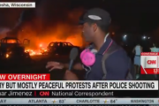 【動画】アメリカメディアさん「町は燃えていますがこれは平和的なデモです」