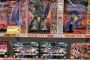 【画像】今のガンプラ売場の有様