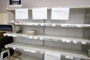 【悲報】スーパー、米が続々と売り切れてしまう事態に