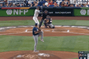 【WBC日本vs.アメリカ】侍ジャパン大谷、第4打席で内野安打！