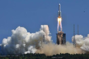 制御不能の中国大型ロケット残骸20トン、31日未明に落下の可能性