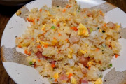 おかんがつくる全くチャーハンぽくない謎チャーハンｗｗｗ