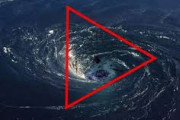【衝撃】〝魔の三角地帯〟バミューダ・トライアングルの謎解明か！？　地下に岩石の巨大な構造物