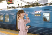指原莉乃「原宿の線路沿いに撮り鉄の方々がちらほらいた！なんで？」→ リプ欄に撮り鉄大集合