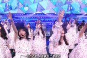 【乃木坂46】コラ画像に見えるくらい猿腕だな林瑠奈！！！