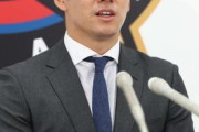 日本ハム斎藤佑樹が更改も増減明かさず「満足です」