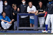 【朗報】日ハムのベンチ、楽しそう
