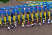 【競馬】ペルーで騎手が競馬場を走る“ジョッキーズレース”が開催！！海外ファンからは「リアル・ウマ娘」「ウマ男」などの声ｗｗｗ