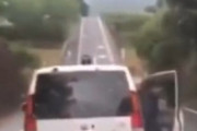 【動画】『煽り運転』でイキってしまった奴の末路がこちらｗｗｗ
