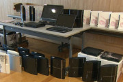 PS3を不正に改造・販売した44歳パート従業員男が逮捕！自宅から約40台を押収