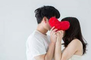 結婚前に戻れるとしたらまた同じ人を選びますか？